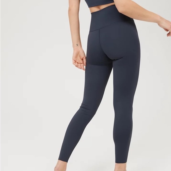 OFFLINE By Aerie Goals High Waisted Legging - Picture 4 of 7